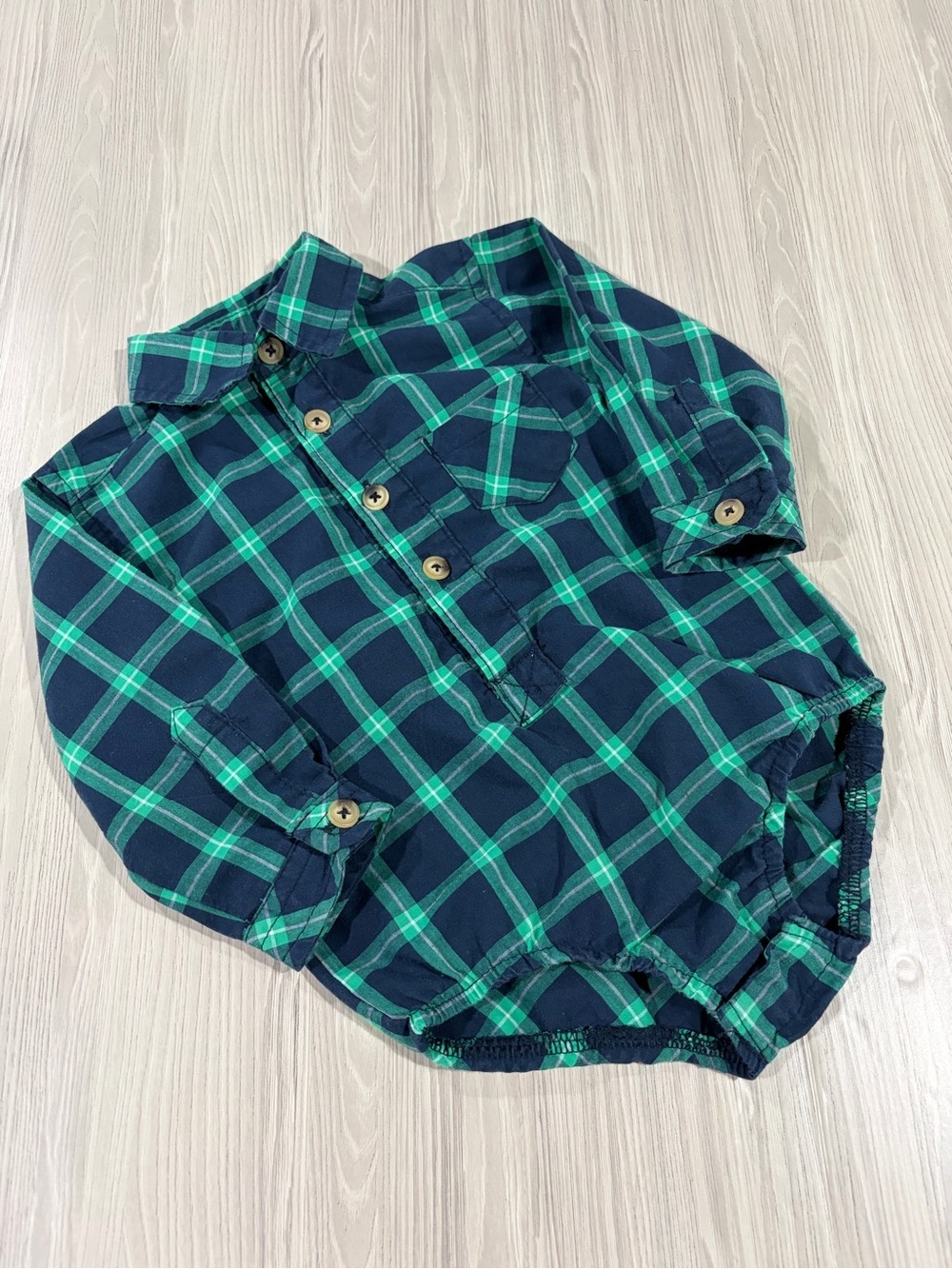 7/$20 Mick Mack Plaid Button-Front Baby Shirt Bodysuit Navy and Green